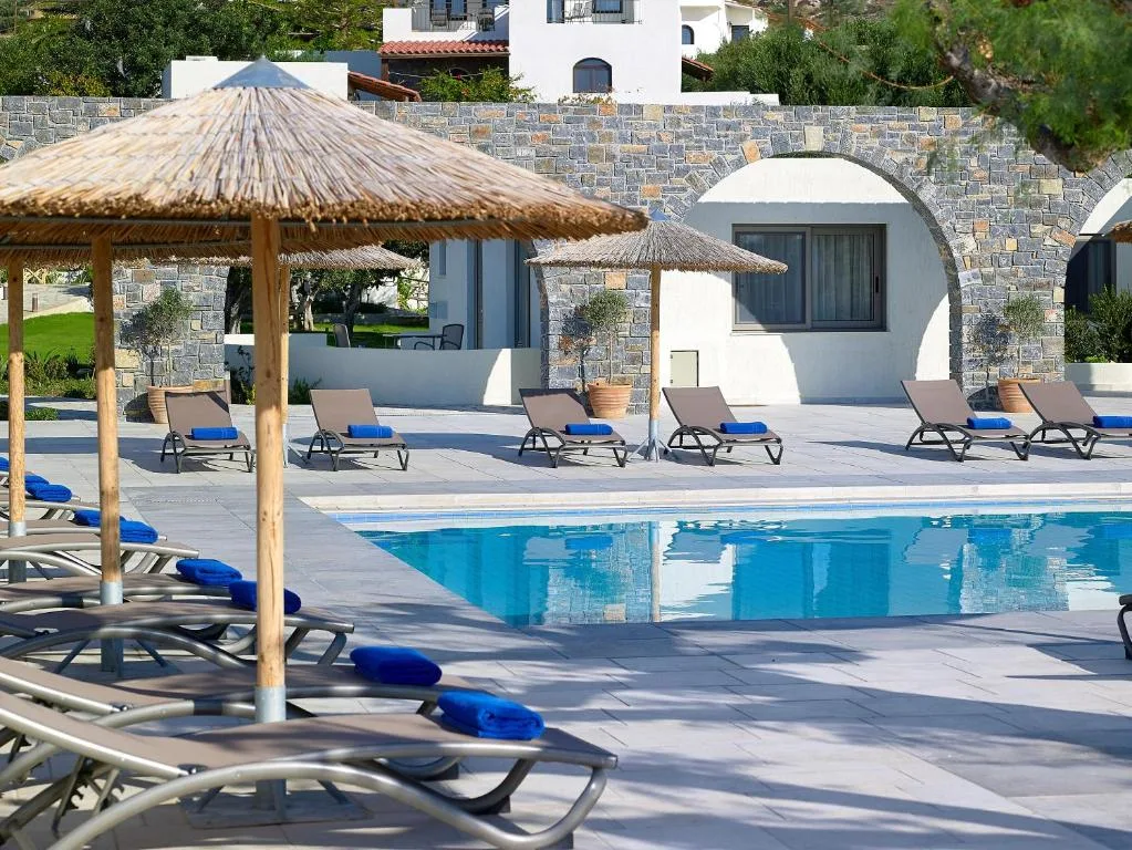 Coriva Beach Hotel CHC