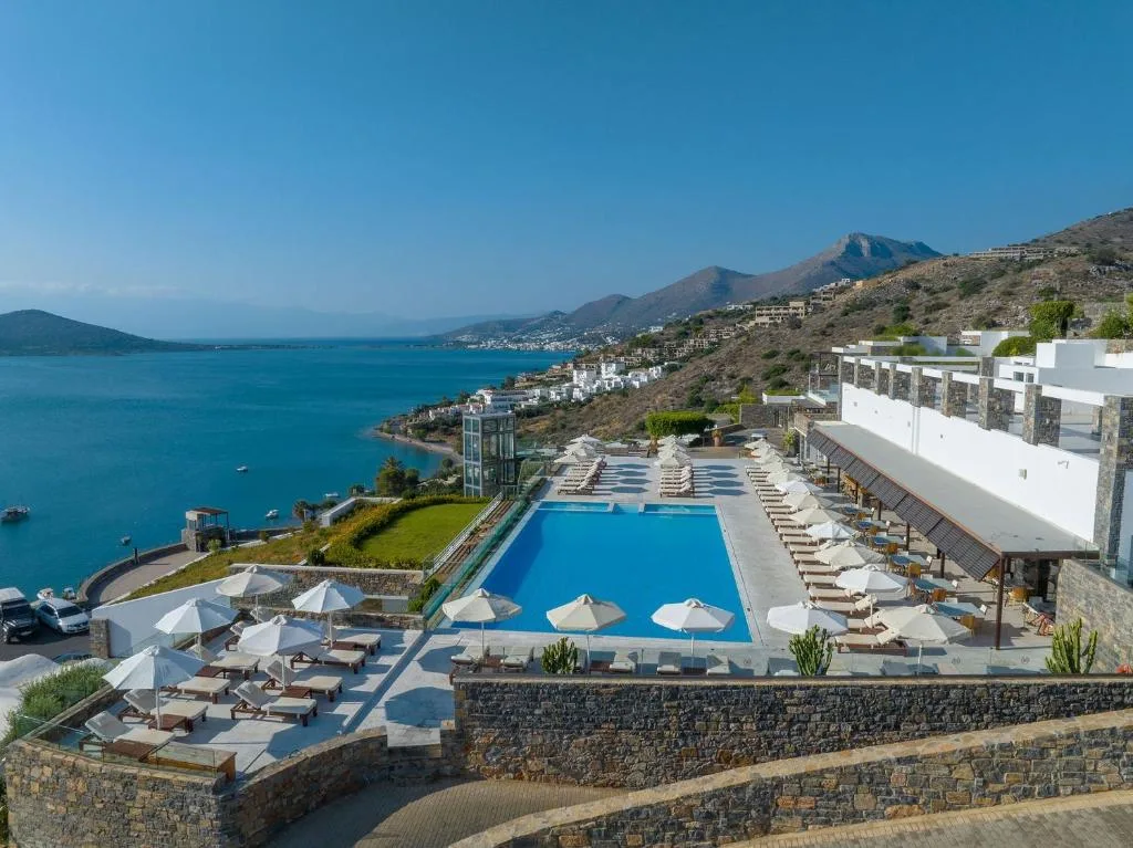 Royal Marmin Bay Boutique & Art Hotel CHC (Adults only)