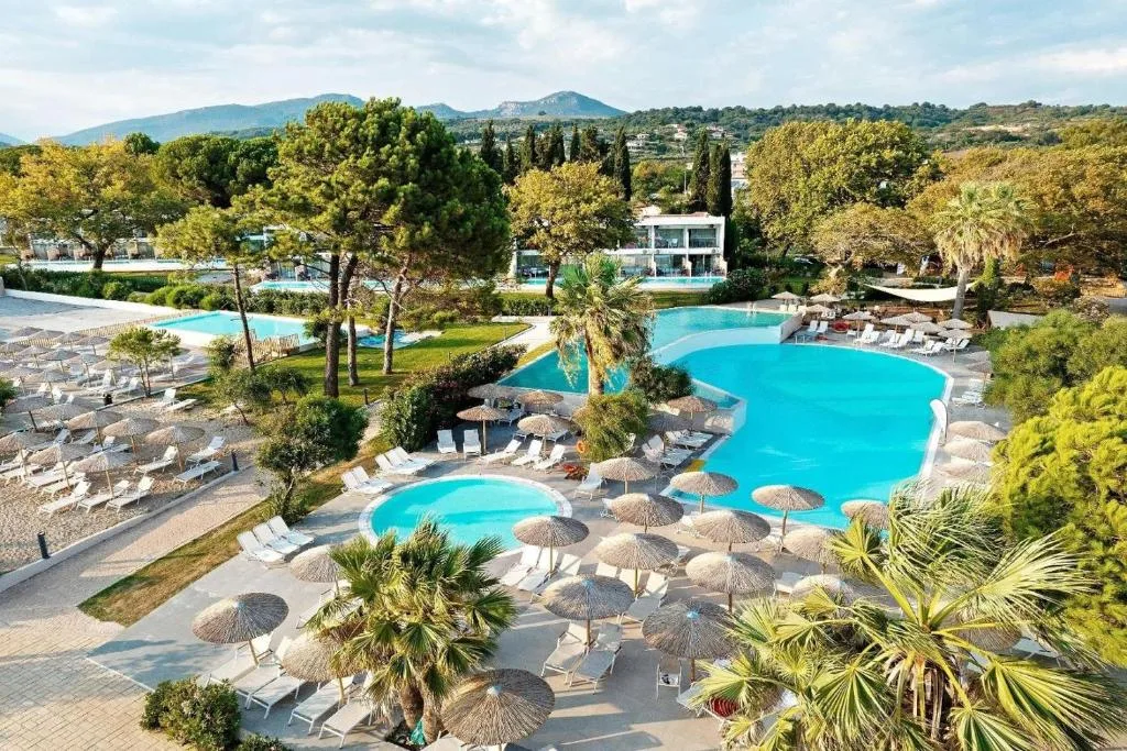 Ninos Grand Beach Hotel & Resort Preveza